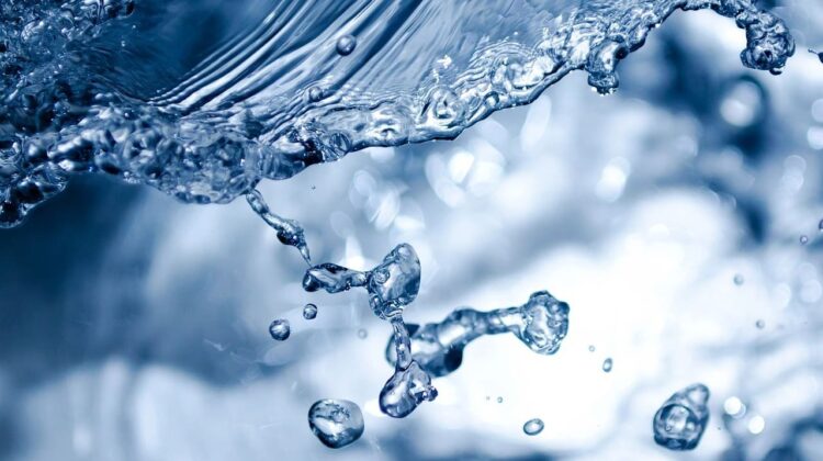 splashing - The Deeping